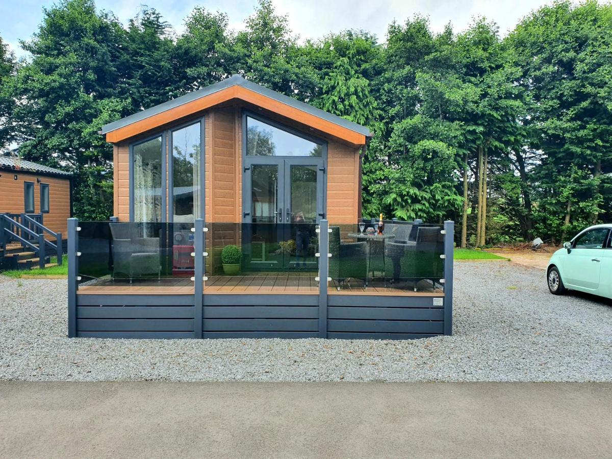 Grand Eagles Luxury Lodge, Auchterarder Perth Eksteriør billede
